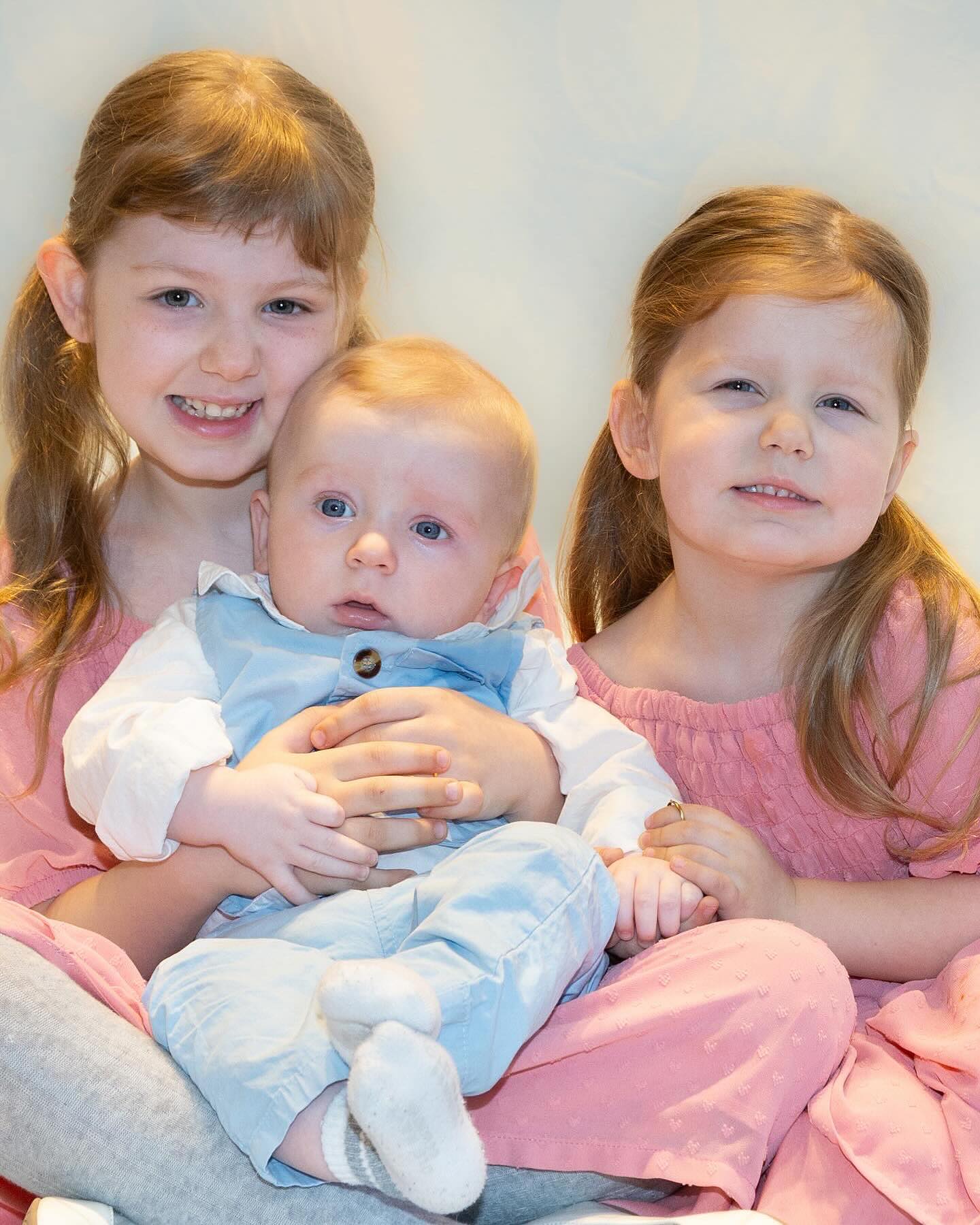 Hellblauer Bokeh Verschwommener Fotografie-Hintergrund SH669