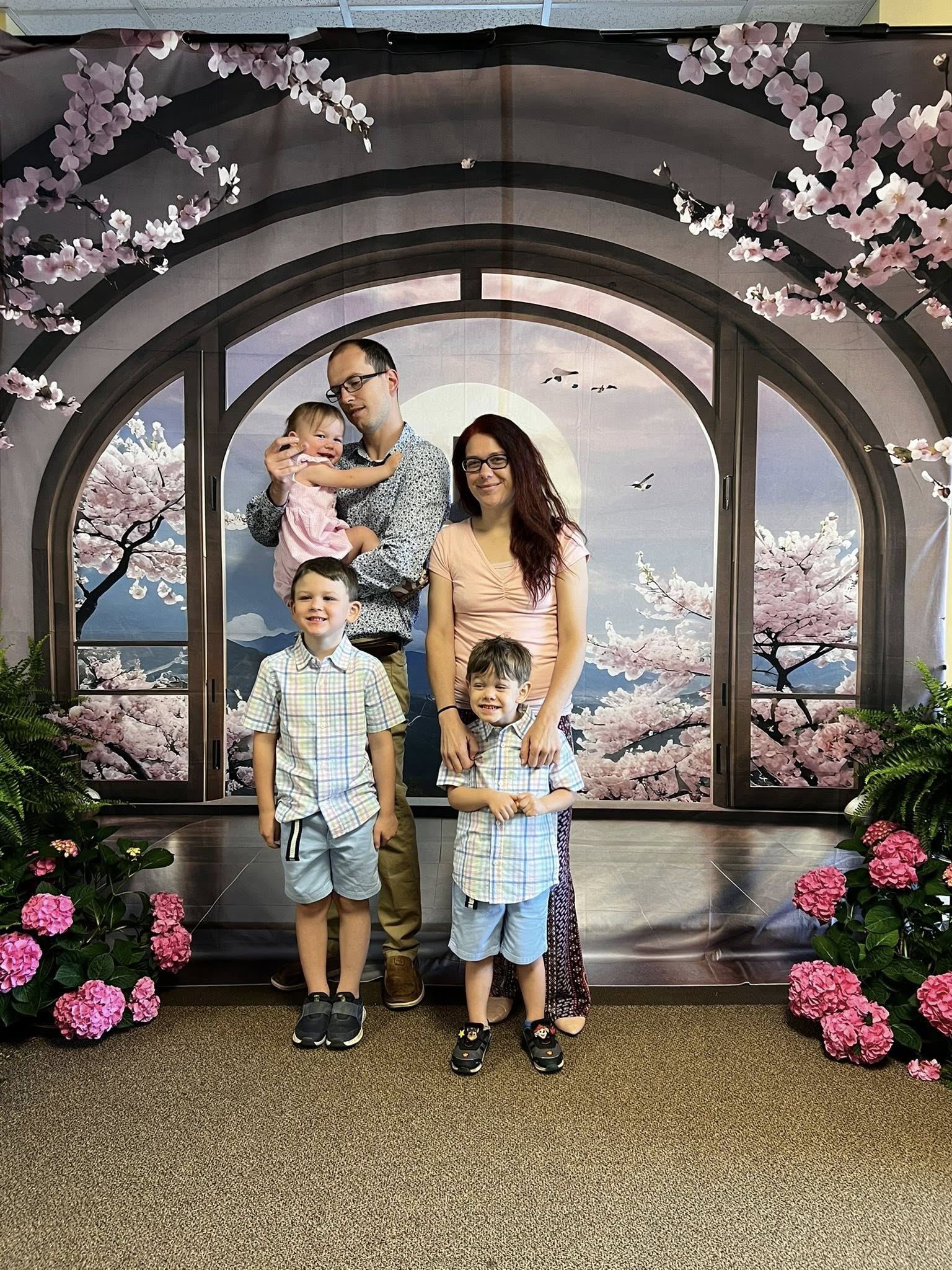 Ostern Hintergrund Kreuz Blüte Gerahmte Fenster Hintergrund BRP11-322