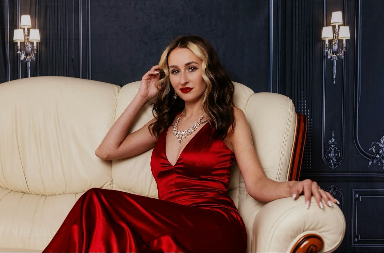 Schwarzer klassischer hölzerner Wandtür Hintergrund für Fotokabine GA-71