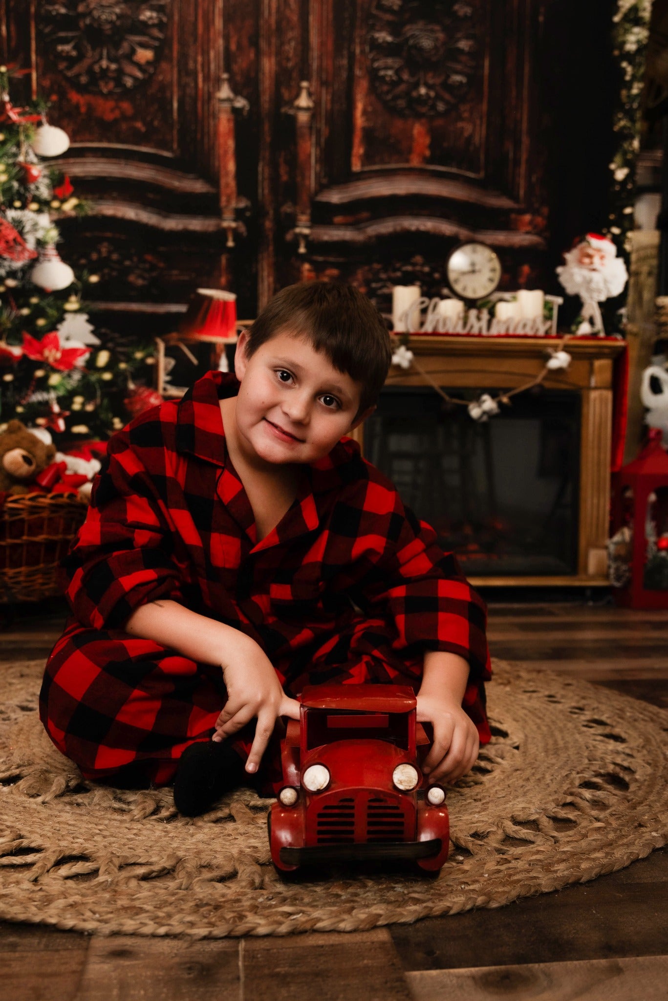 Vintage Zimmertür Weihnachtsbaum Geschenke Hintergrund M10-21
