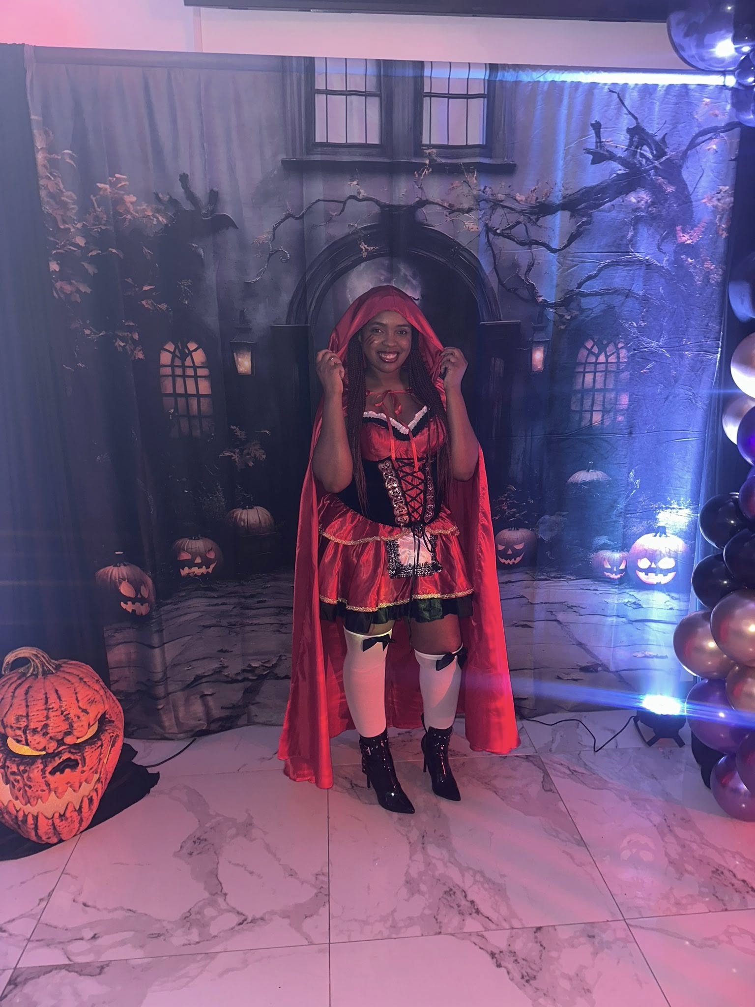 Gespenstische Halloween Nacht Friedhofstor Hintergrund RR8-373