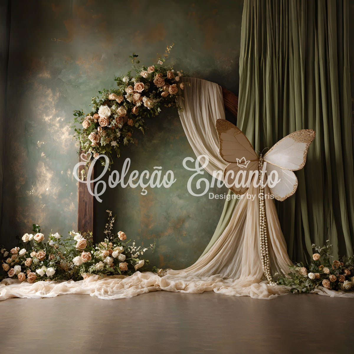 Hintergrund zum Muttertag Romantischer Blumenbogen Schmetterling Fotohintergrund zum Muttertag von Magali