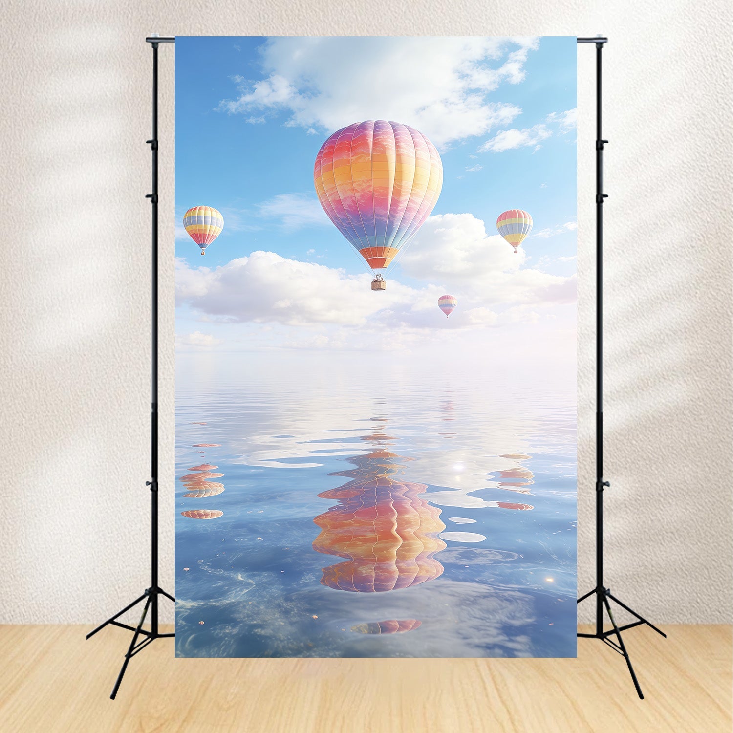 Wolkenhintergrund Pastellballons Wasserreflexion Himmelblauer Hintergrund CSH62-112