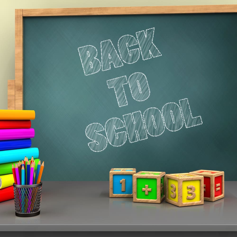 Kreidetafel Back to School Mathe Würfel Hintergrund DBD7-16