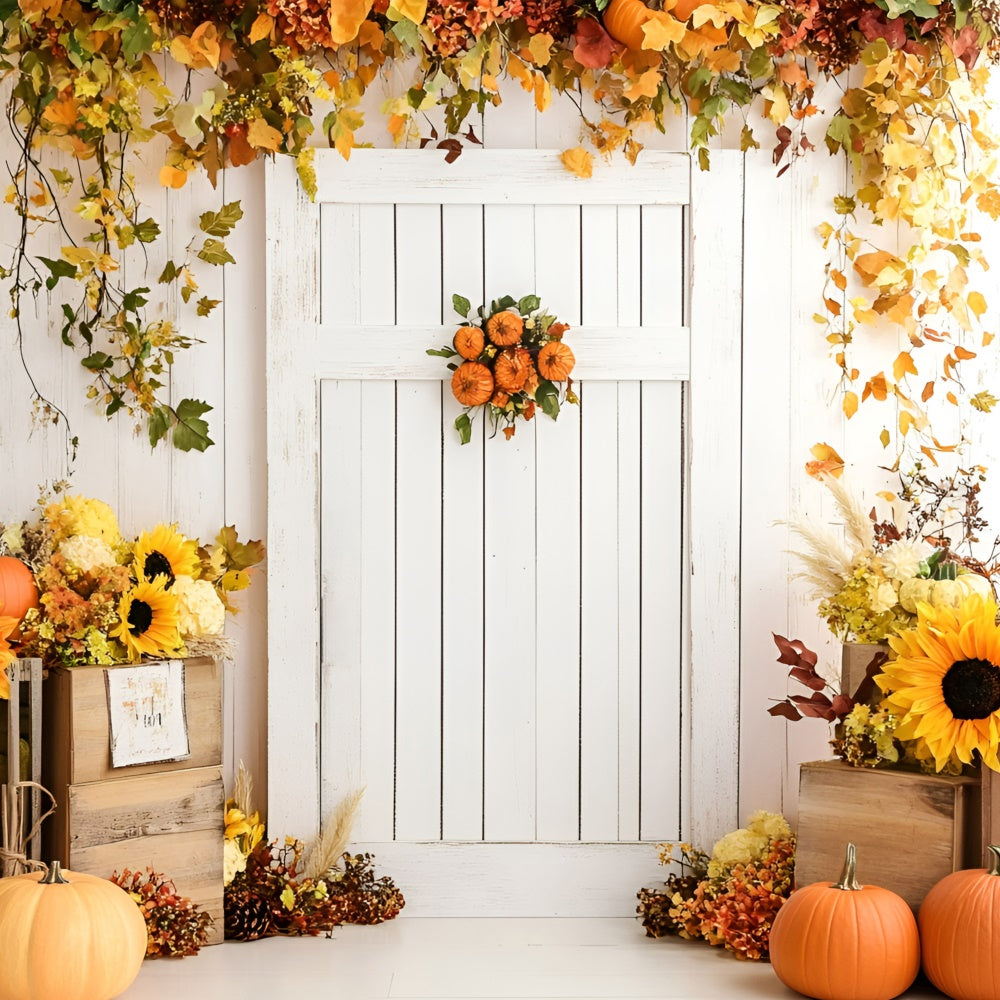 Herbst Fotokulisse Weiße Tür Sonnenblumen Kürbisse Kulisse GQ5-95