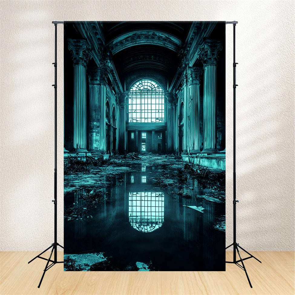 Grunge-Fotohintergrund Verlassener großer Saal mit Wasserreflexion professioneller Porträt-Fotohintergrund GQ58-86