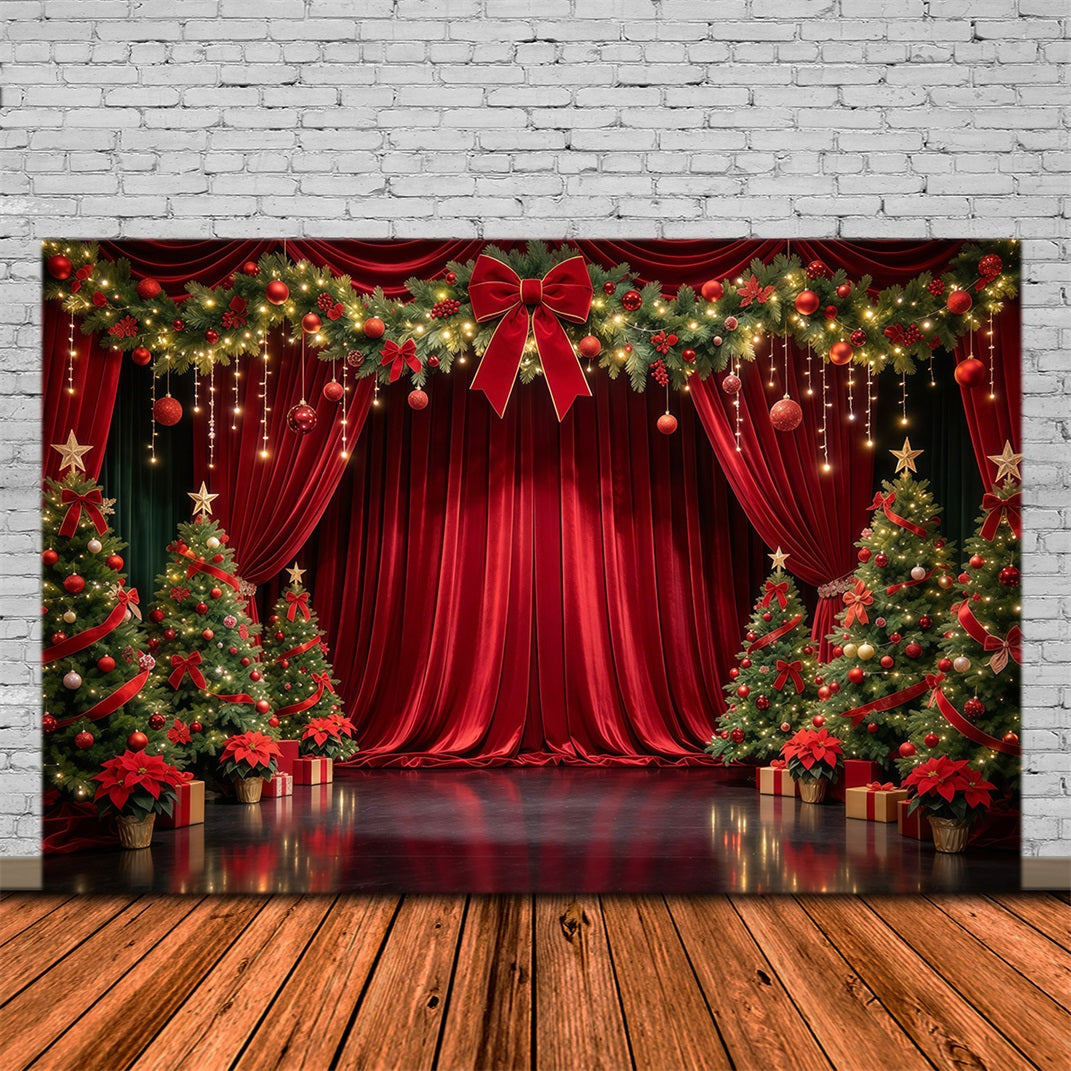 Weihnachtlicher Bühnenhintergrund Karmesinroter Samt Immergrüne Dekoration GQ610-19