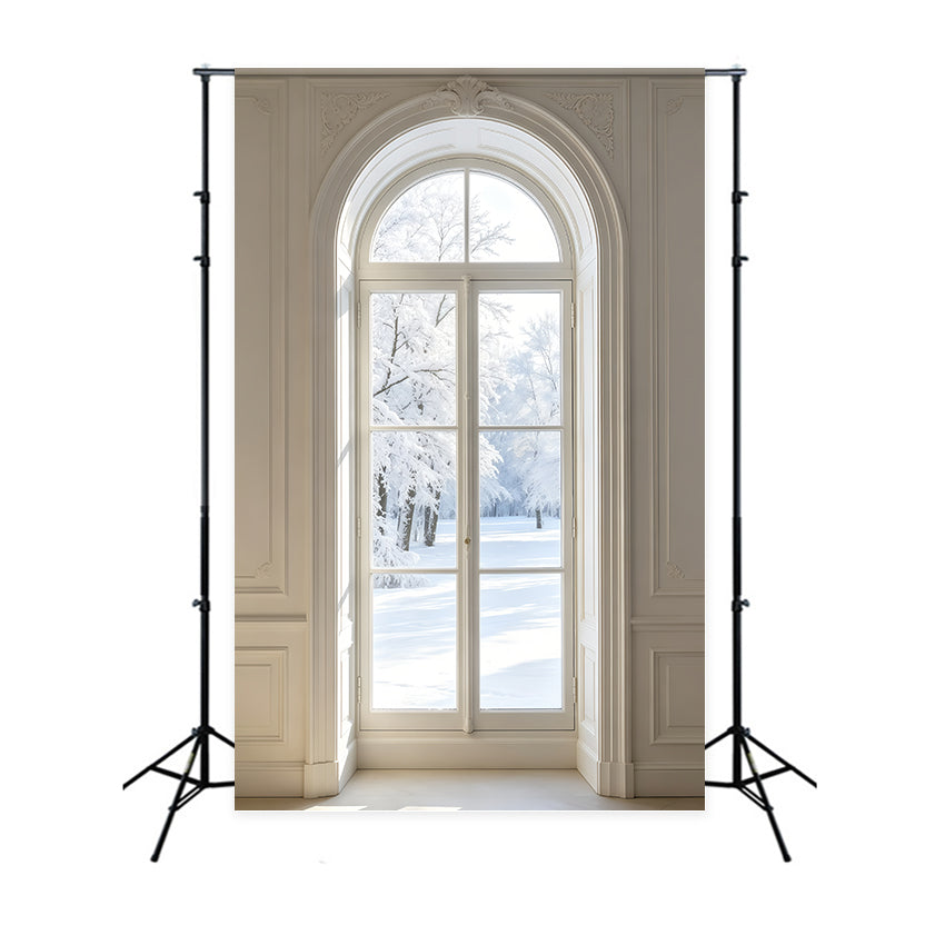 Weiße Weihnachtskulisse Eleganter Blick Durch Ein Bogenfenster Weihnachtswand-Hintergrund GQ69-51