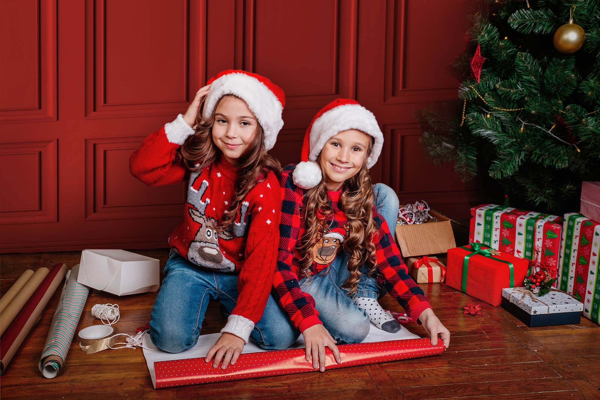 Klassischer Roter Retro Wandhintergrund im Innenbereich M6-115