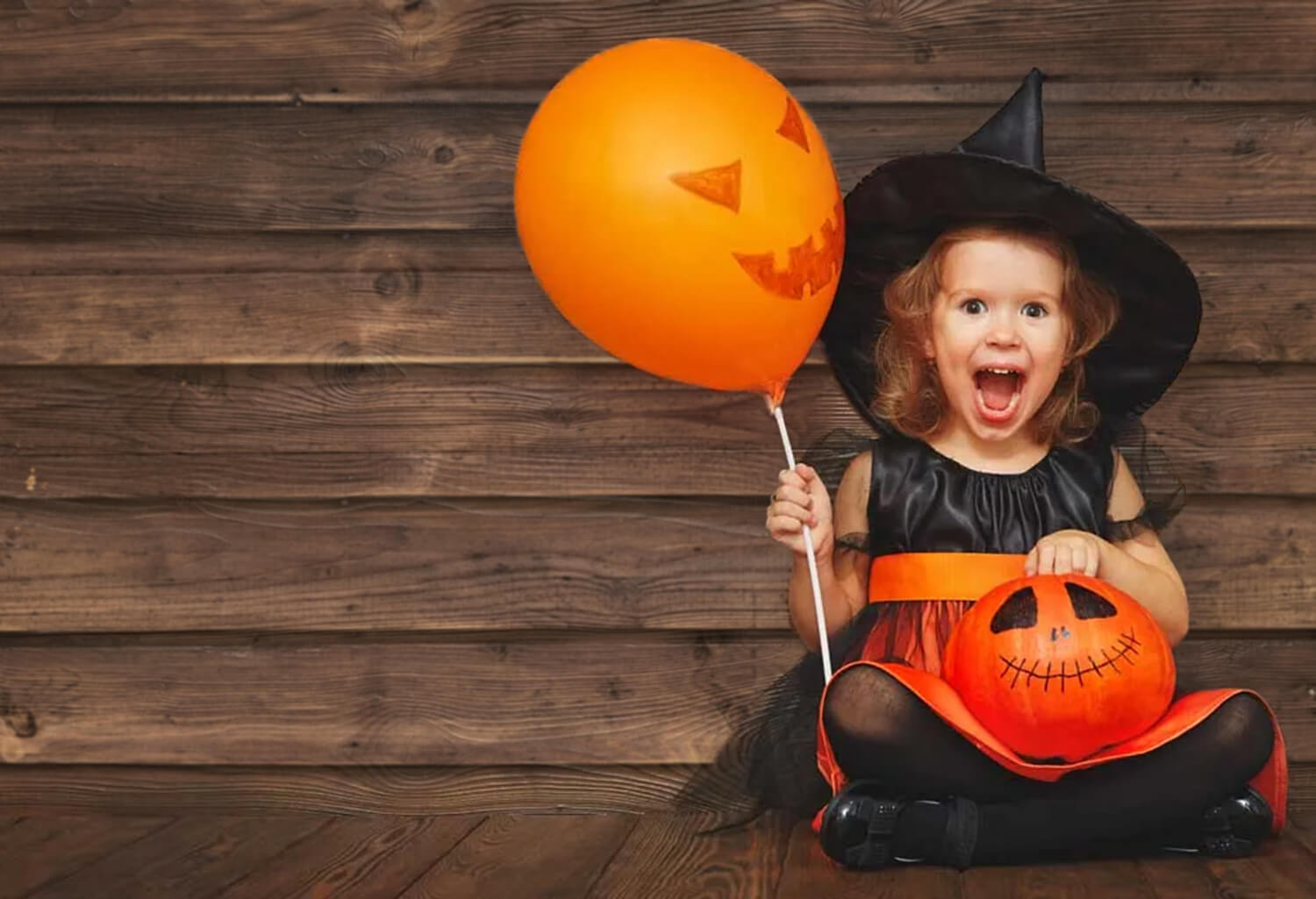 Klassischer Holzhintergrund für die Neugeborenenfotografie M6-72