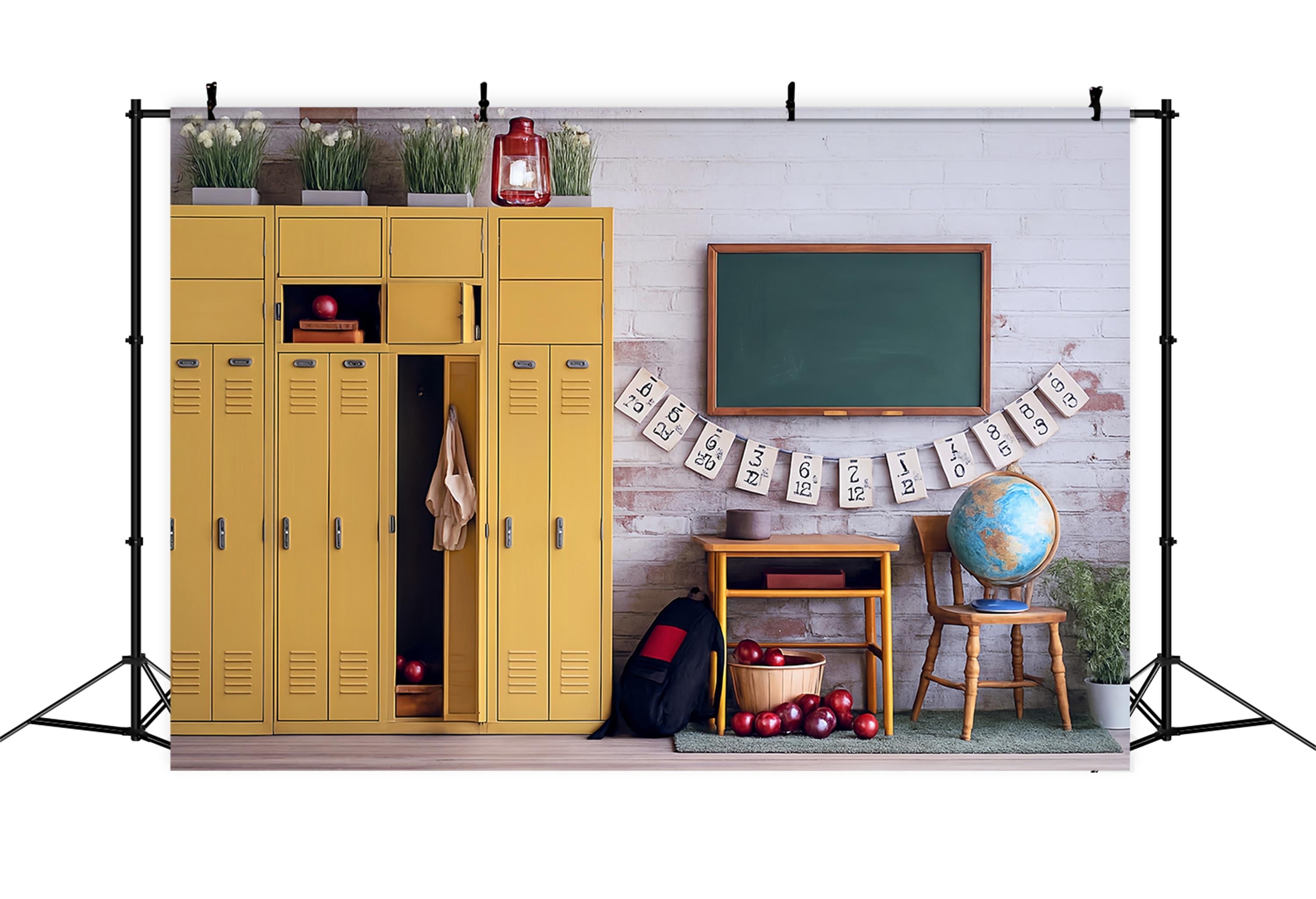 Fotohintergrund für Schulanfangsfotos Gelber Spind Klassenzimmer Schulhintergrund MRR9-43