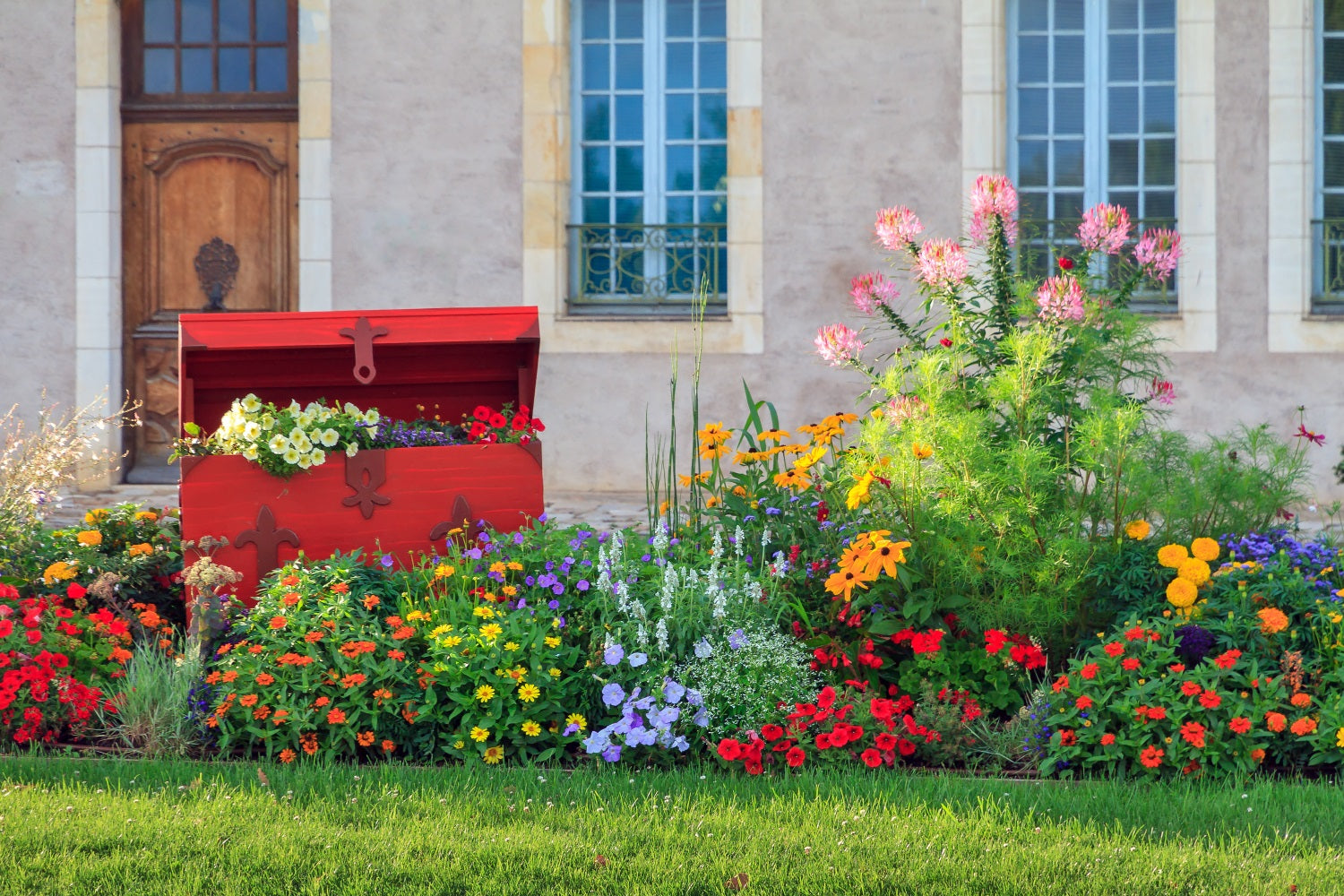 Frühling Stadthaus Garten Blumen Rasen Redwood Chest Backdrop RR3-17