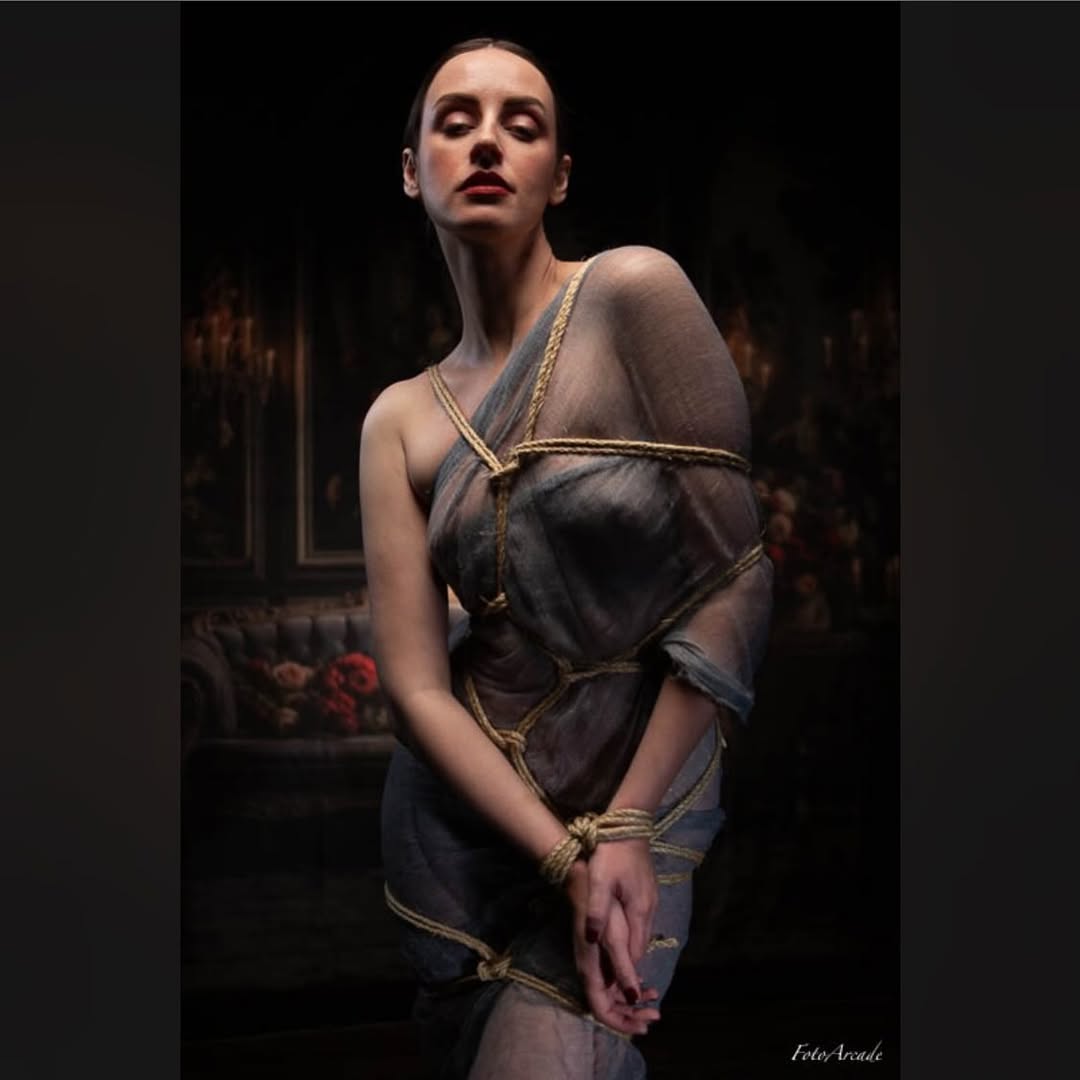 Viktorianisches Wohnzimmersofa Retro-Wandhintergrund RR6-63