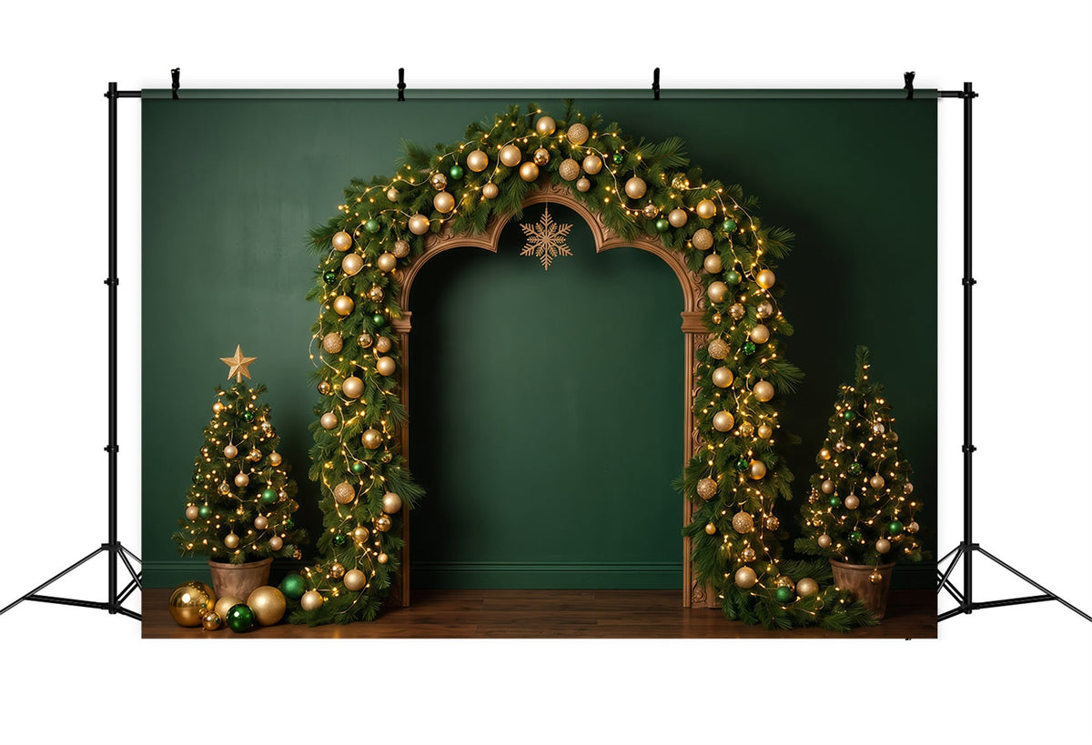 Weihnachtlicher Hintergrund Goldener Immergrüner Ornamentbogen RR610-7