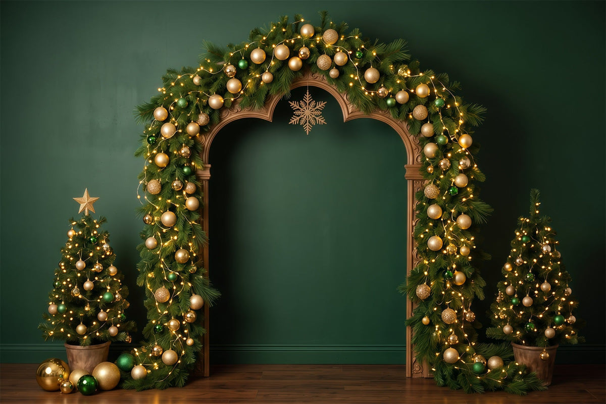 Weihnachtlicher Hintergrund Goldener Immergrüner Ornamentbogen RR610-7