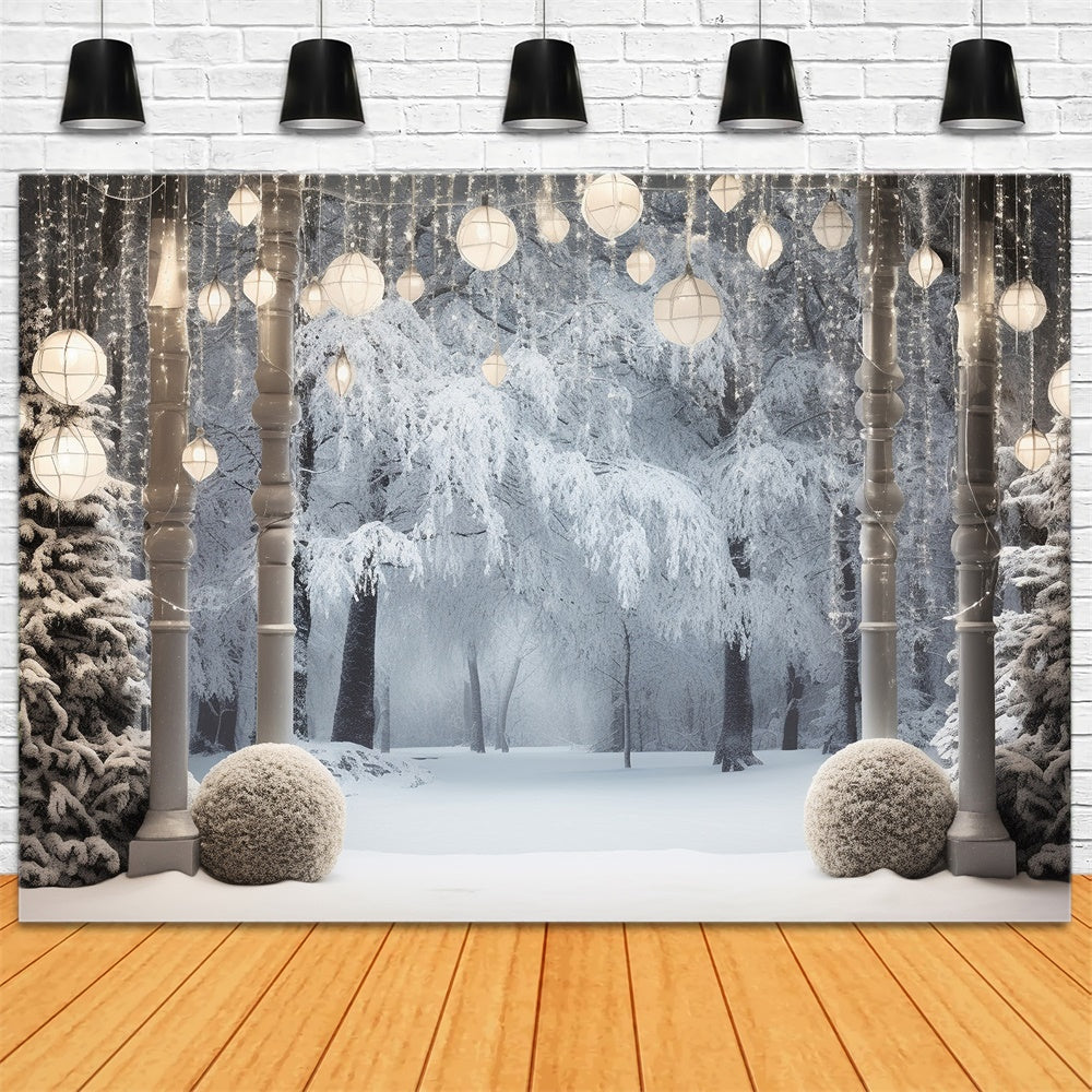 Weihnachtsbaum Lichter Schnee Wald Hintergrund RR7-744