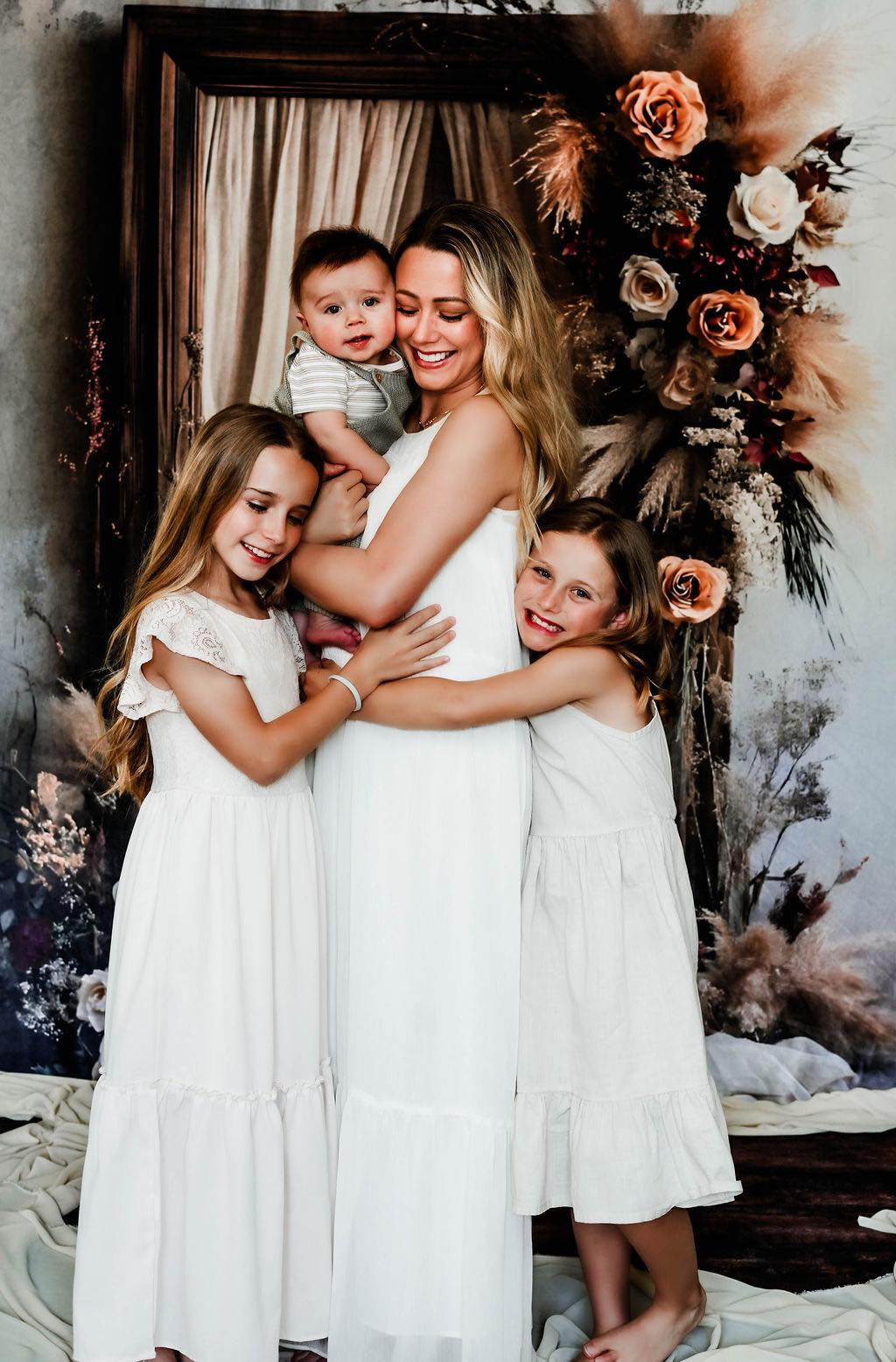 Üppige böhmische Flora im Holzrahmen Hintergrund RR8-520