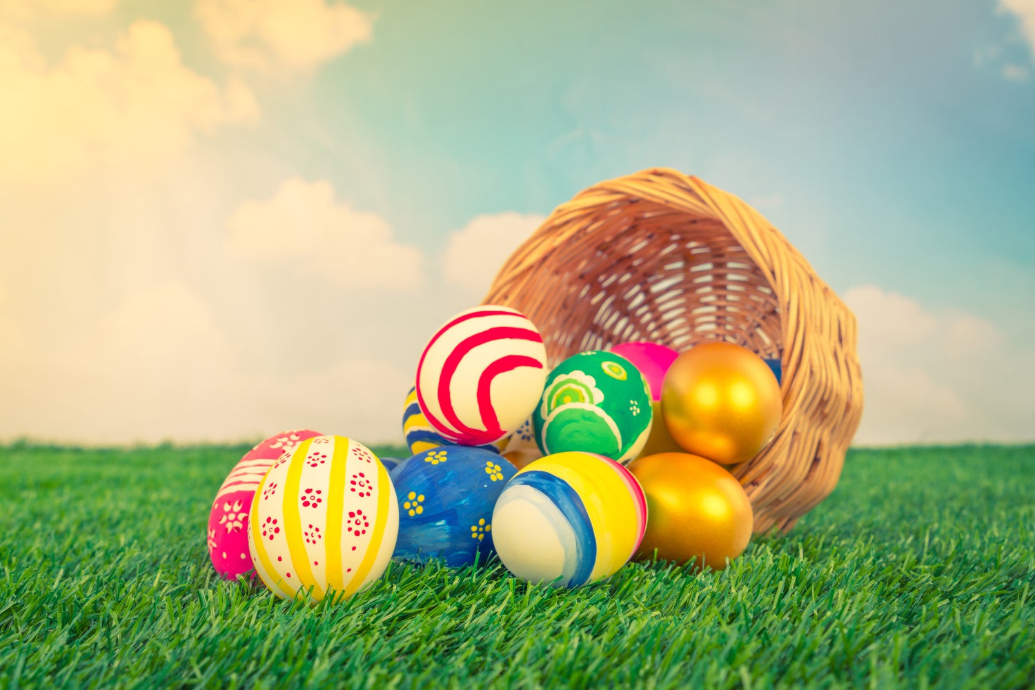 Ostern Fotokulisse Ideen Rustikaler Korb Eierjagd Hintergrund TWW3-22