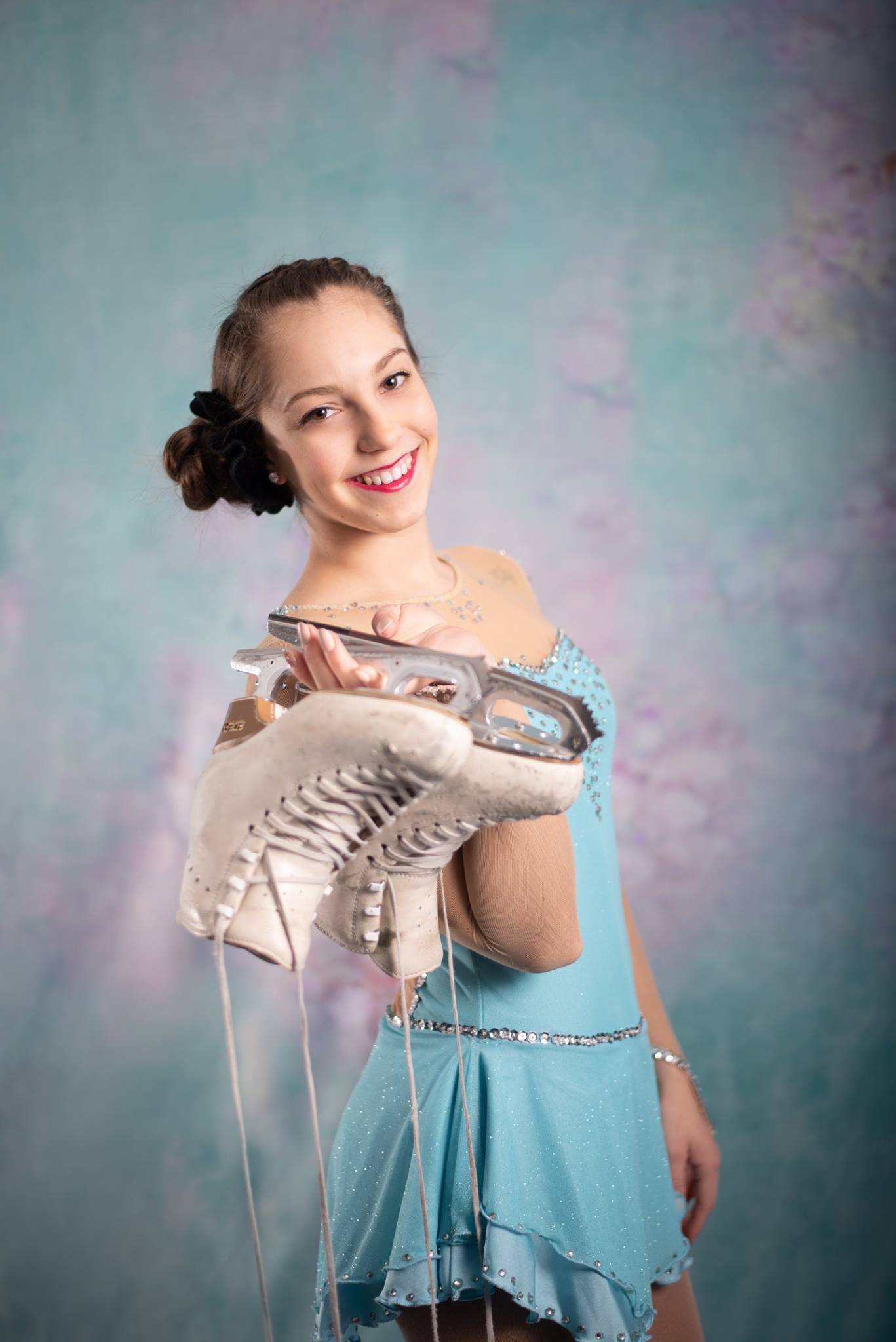 Rosa Frühlingsblumen-grüner Hintergrund für Neugeborenen-Fotografie