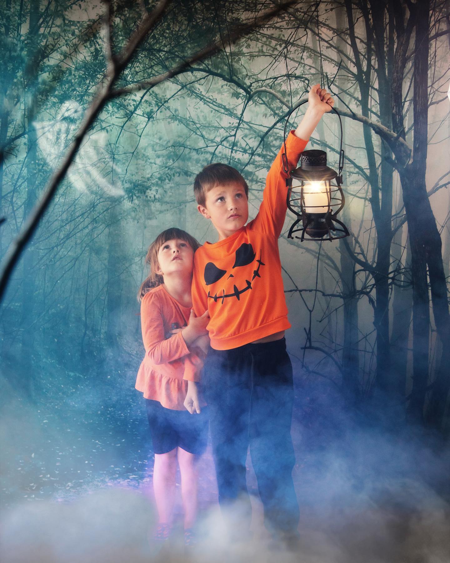 Mysteriöser Wald Nebliger Pfad Halloween Kulisse M8-09