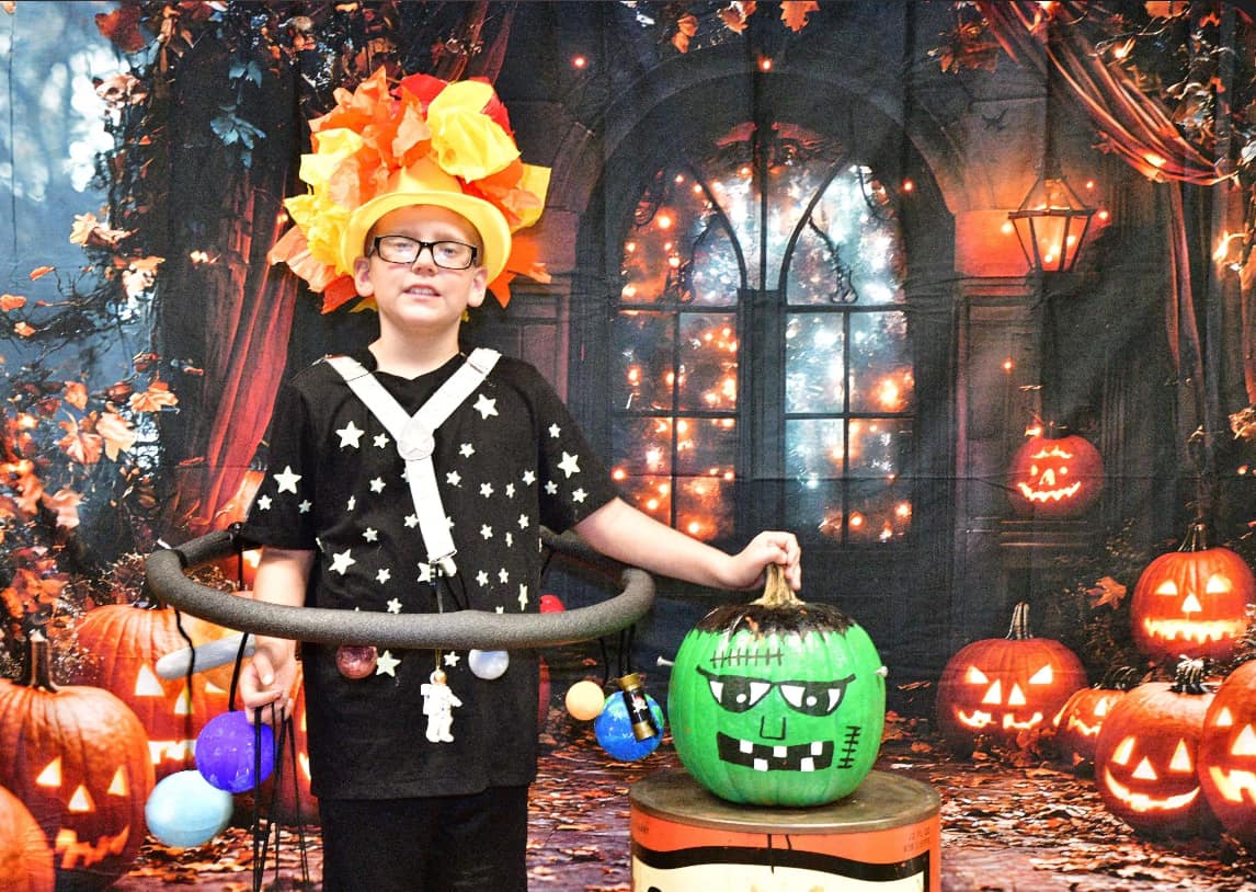 Halloween Glühende Kürbislaternen Hintergrund RR8-372