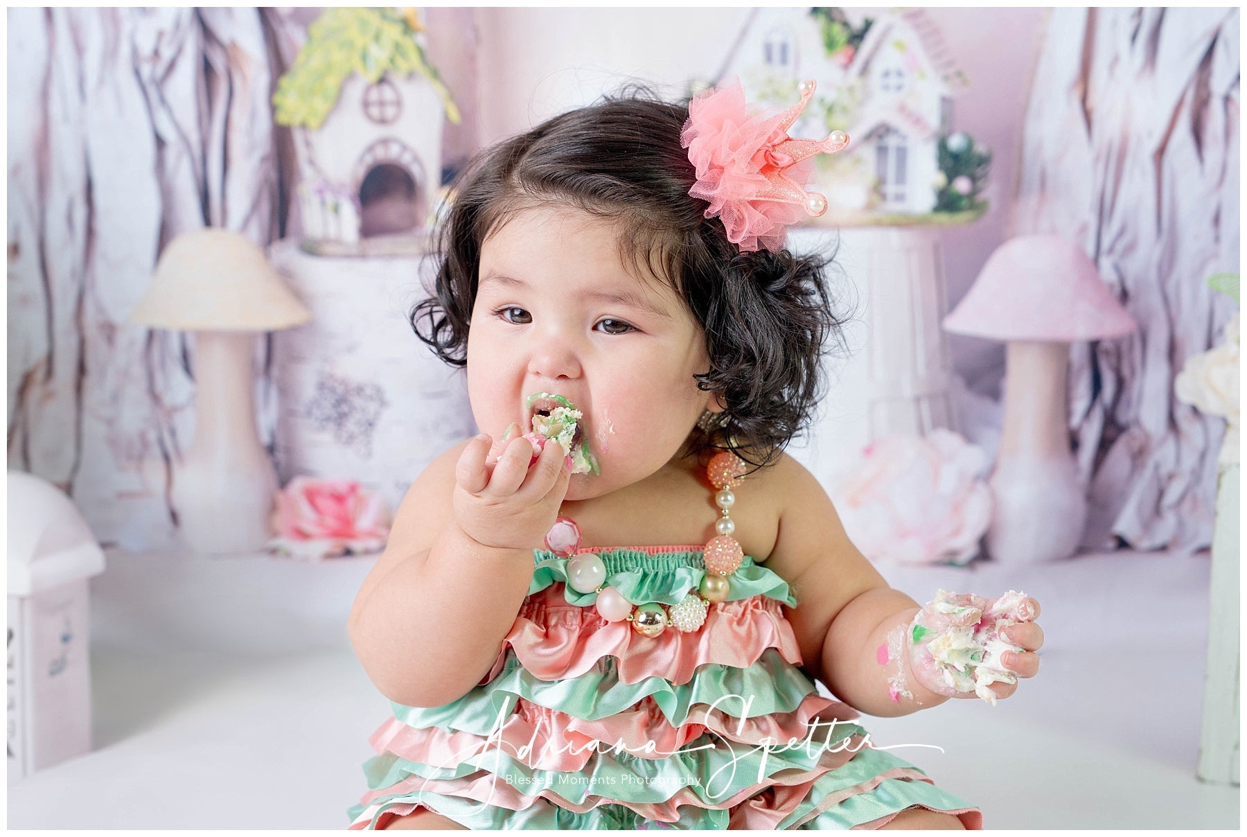 Kinder-Fotohintergrund Märchenhaftes Häuschen Blumen Neugeborenen-Hintergrund MRR10-25
