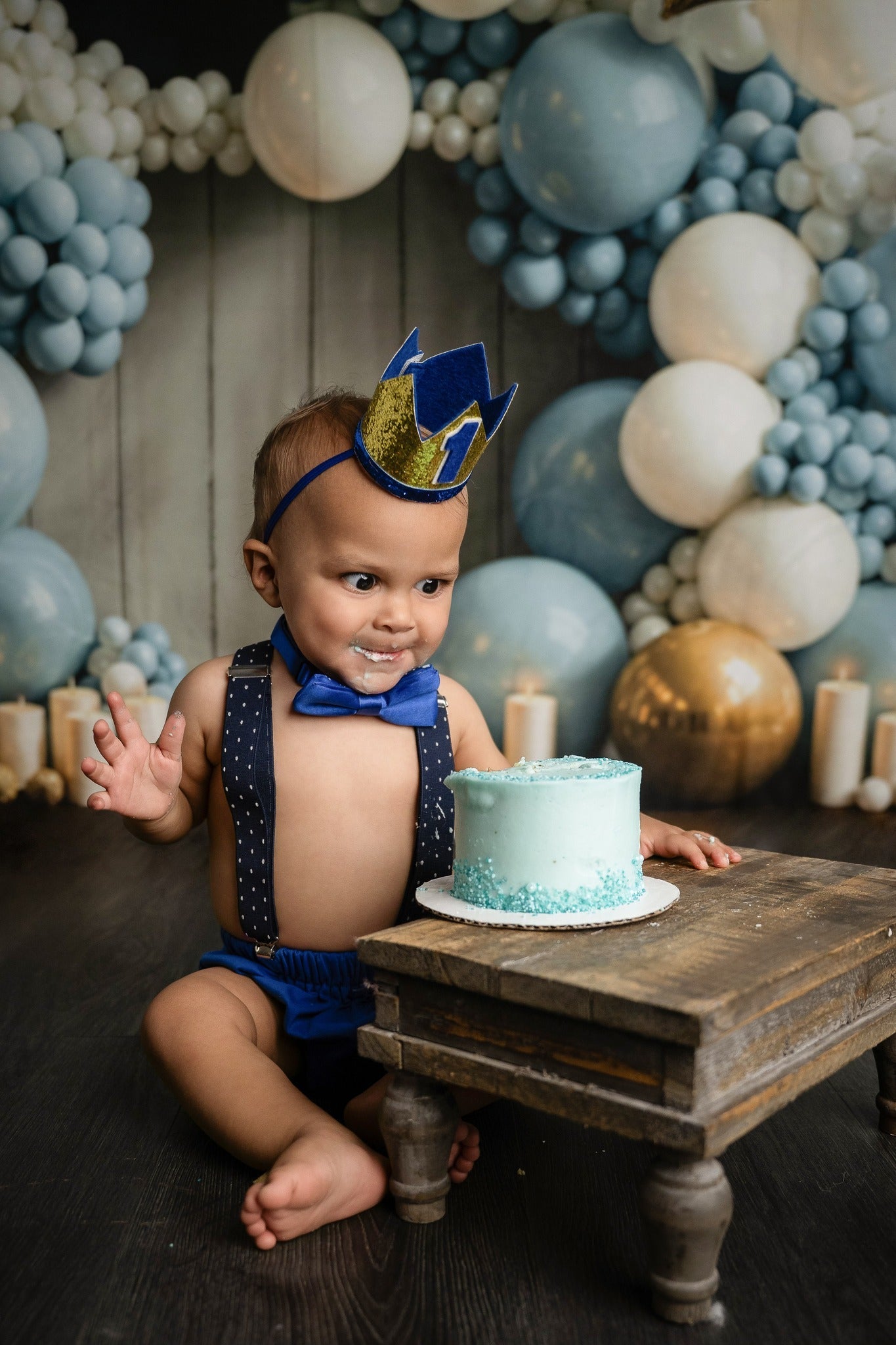 Kuchen-Smash-Fotohintergrund Blau-goldener Stern-Ballonbogen Geburtstags-Fotohintergrund MRR9-90