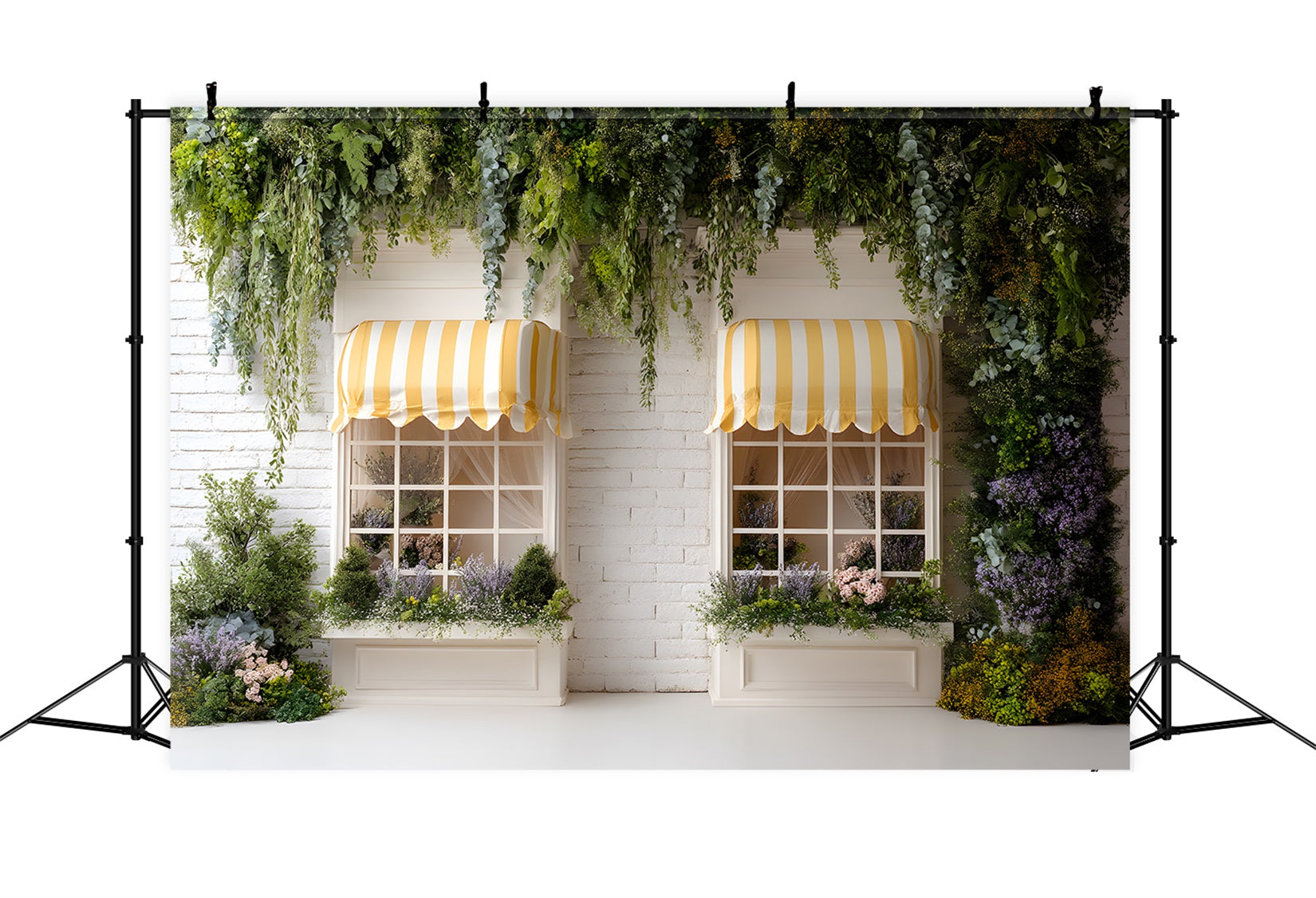 Osterfrühling-Hintergrund Gestreifte gelbe Markise Gartenfenster Osterbild-Hintergrund Von Magali