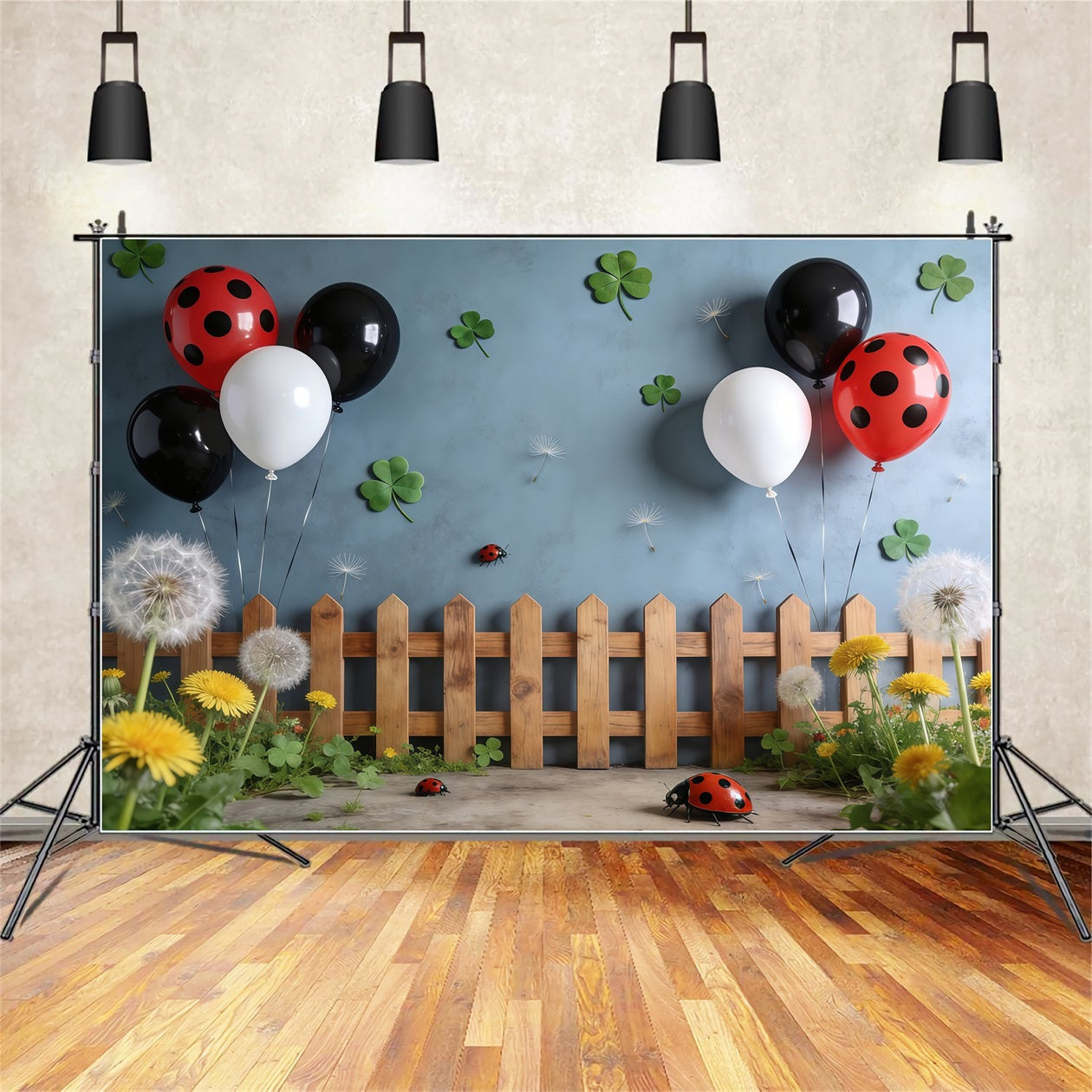 Marienkäfer-Hintergründe Klee-Ballon-Zaun Löwenzahn-Frühlingshintergrund-Ideen CSH61-156