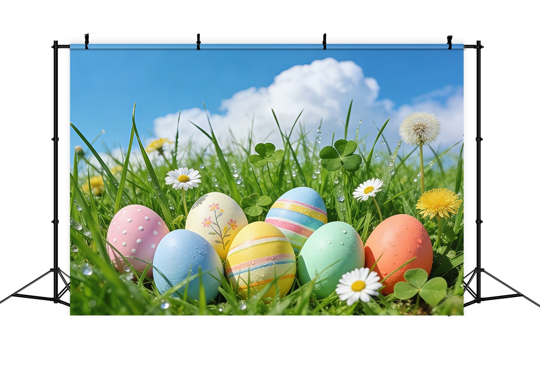 Osterhintergrund mit blauem Himmel, Frühlingsgras und pastellfarbenen Eiern Ideen für Osterhintergründe für Fotokabinen GQ61-65