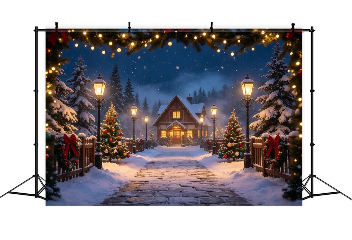 Winterliche Weihnachtskulisse Weg Zum Ferienhaus Im Verschneiten Wald Musselin-Hintergrund Weihnachten GQ69-14