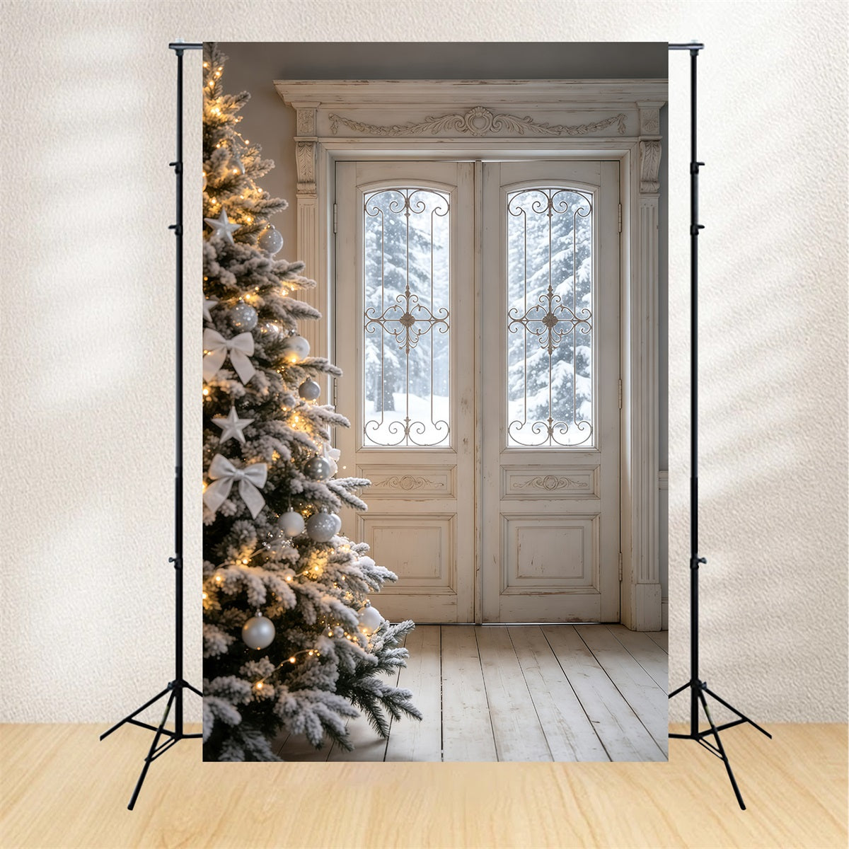 Weihnachtszimmer-Hintergrund Eleganter Schneebedeckter Türrahmen Große Weihnachtskulissen GQ69-28