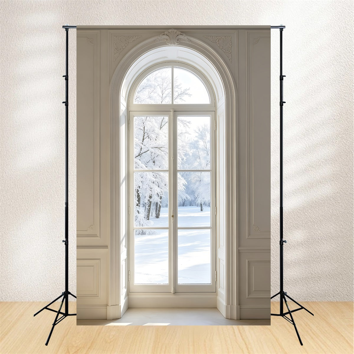 Weiße Weihnachtskulisse Eleganter Blick Durch Ein Bogenfenster Weihnachtswand-Hintergrund GQ69-51