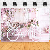 Rosa Wand mit Blumen gefüllt Weißes Fahrrad Hintergrund M1-08