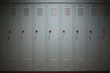 Grauer High School Schließfach Fotoshooting Hintergrund M5-111