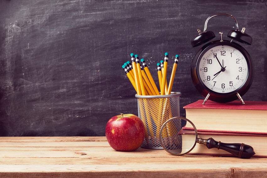 Tafel WeckerZurück zur Schule Hintergrund M5-95