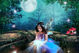 Dreamy Night Forest Vollmond Schmetterling Pilz Hintergrund RR3-10