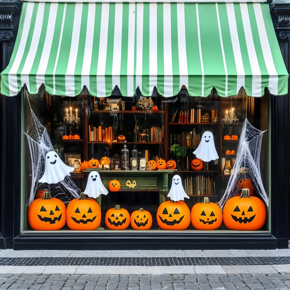 Halloween Lächelnde Kürbisse und Gespenster in Schaufensterauslage Halloween-FotoFotohintergrund TWW58-12